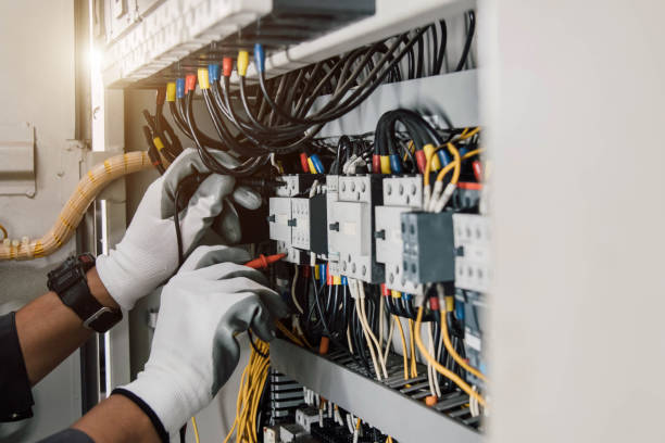 Best Electrical Outlet Repair  in Eveleth, MN